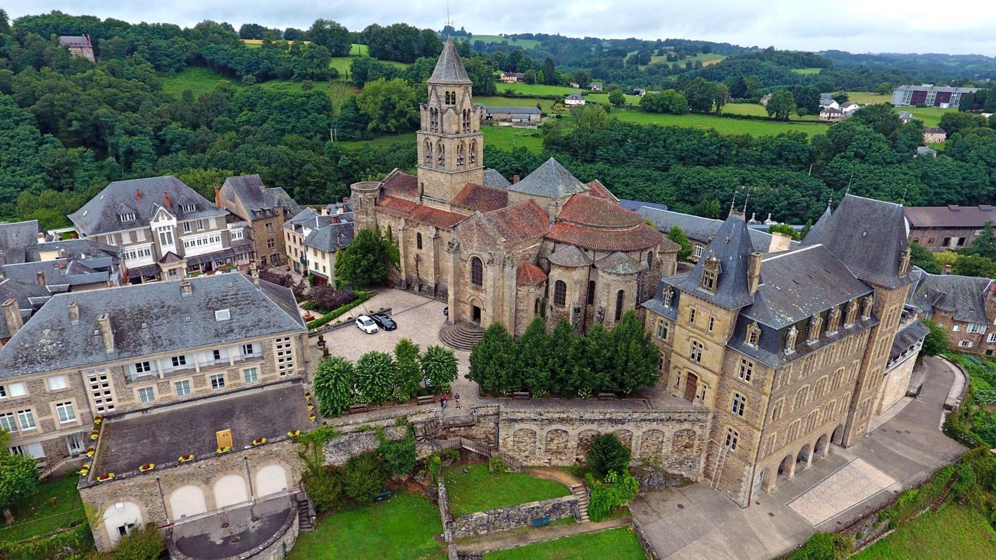 Maison D'Hotes Les Jardins Saint Eloi Le Lonzac 외부 사진